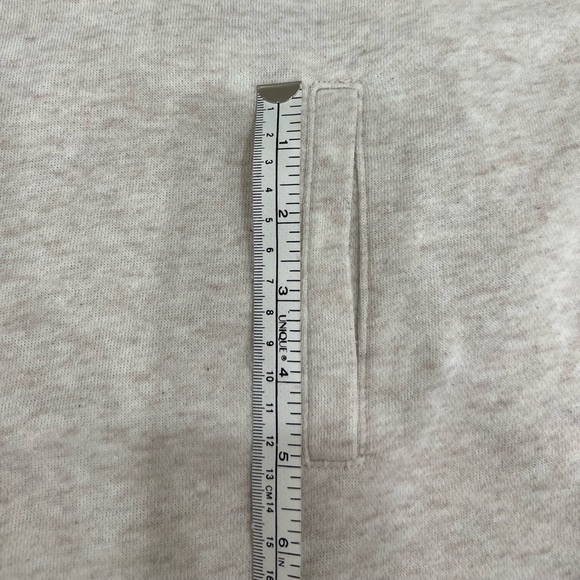 Old Navy Oversized Hoodie with 3 quarter length sleeves size xl girls - Picture 11 of 12